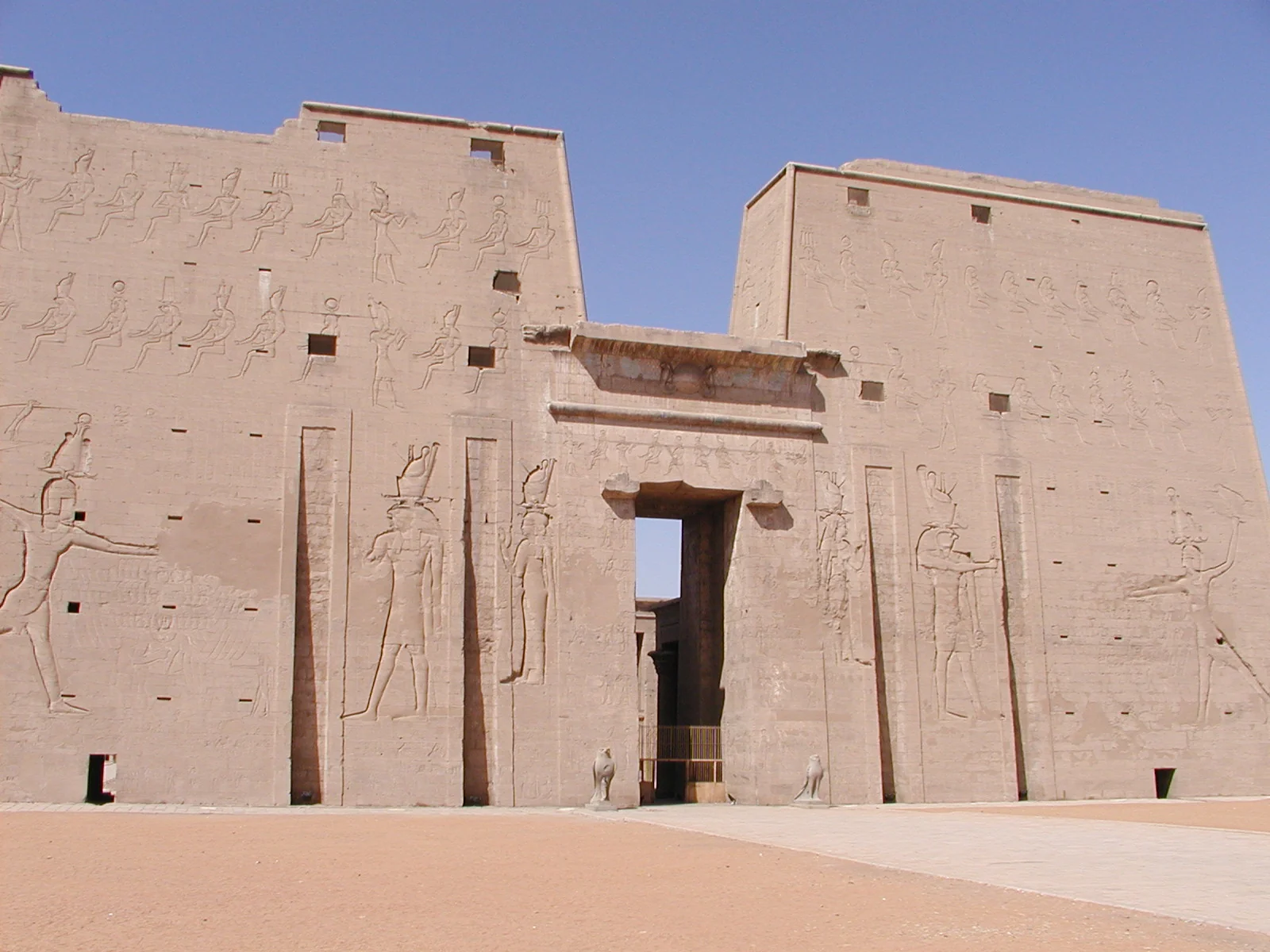 Edfu